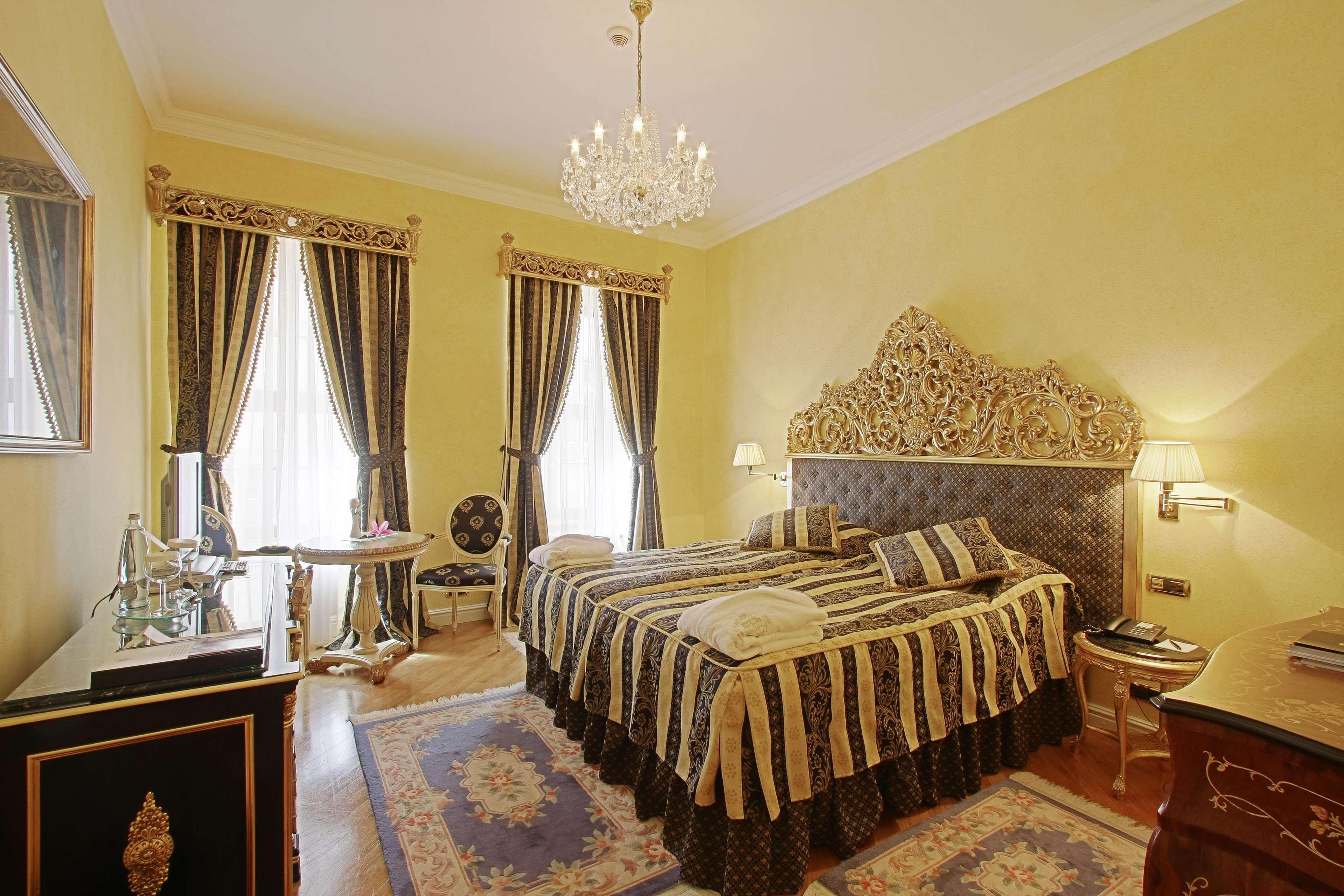 Alchymist Grand Hotel And Spa - Preferred Hotels & Resorts Прага Екстериор снимка