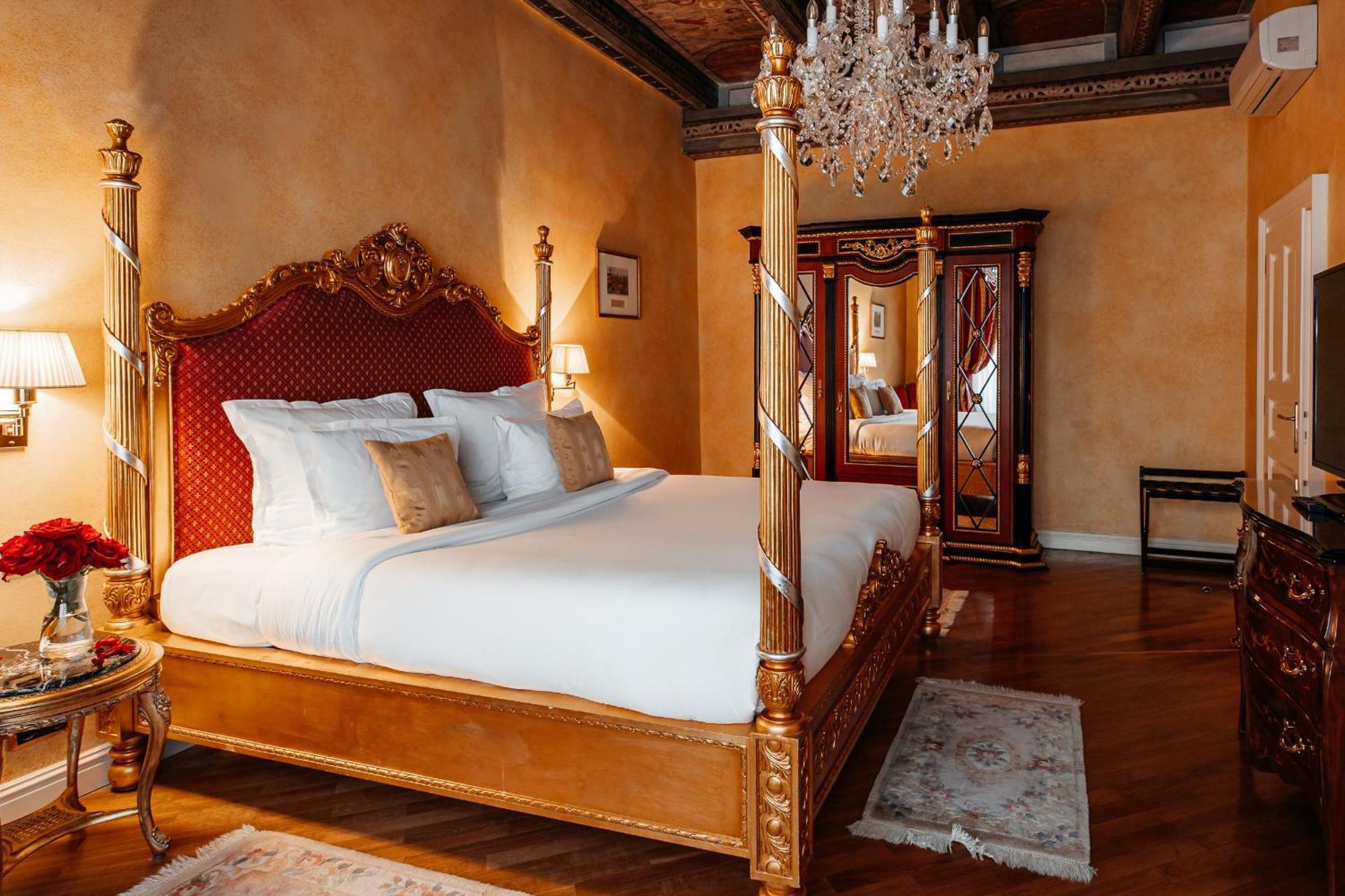 Alchymist Grand Hotel And Spa - Preferred Hotels & Resorts Прага Екстериор снимка