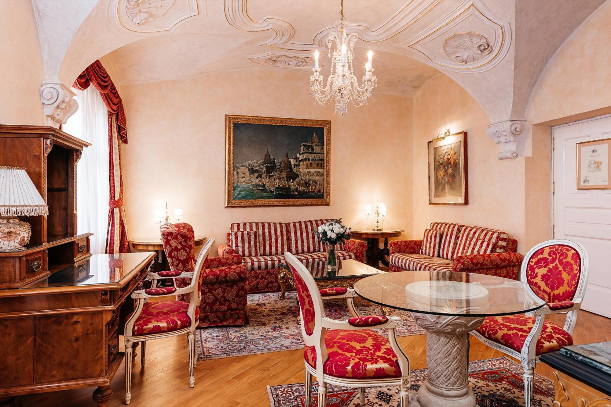 Alchymist Grand Hotel And Spa - Preferred Hotels & Resorts Прага Екстериор снимка